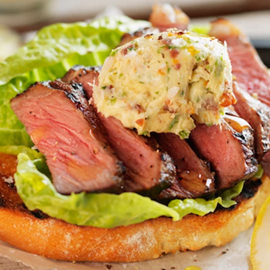 Steak sandwich med Rumpstek och sardellsmör