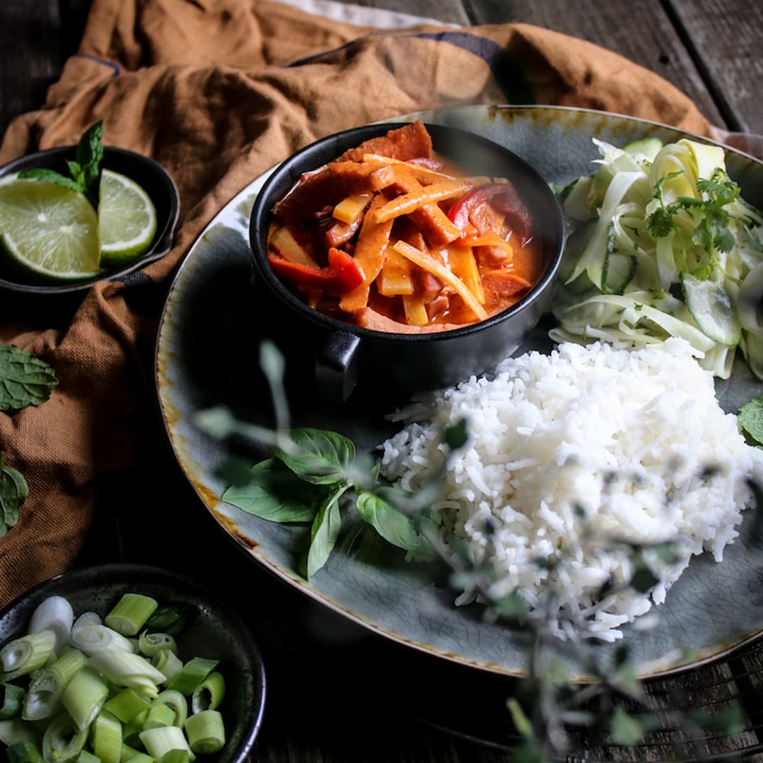 Thai stroganoff med ris och gurksallad